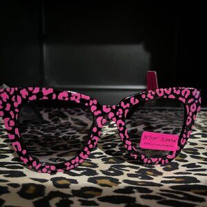 NWTBetsey Johnson Party In The Front Pink Leopard Print Black Cat Eye Sunglasses
